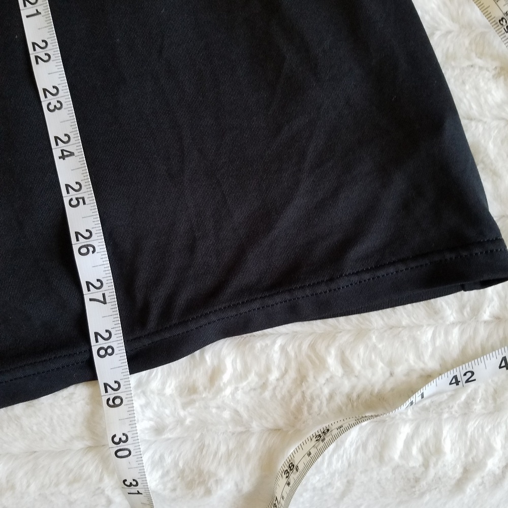 Under Armour black short sleeve loose fit tee shirt Med. Sports Athletics Gym - Picture 5 of 6